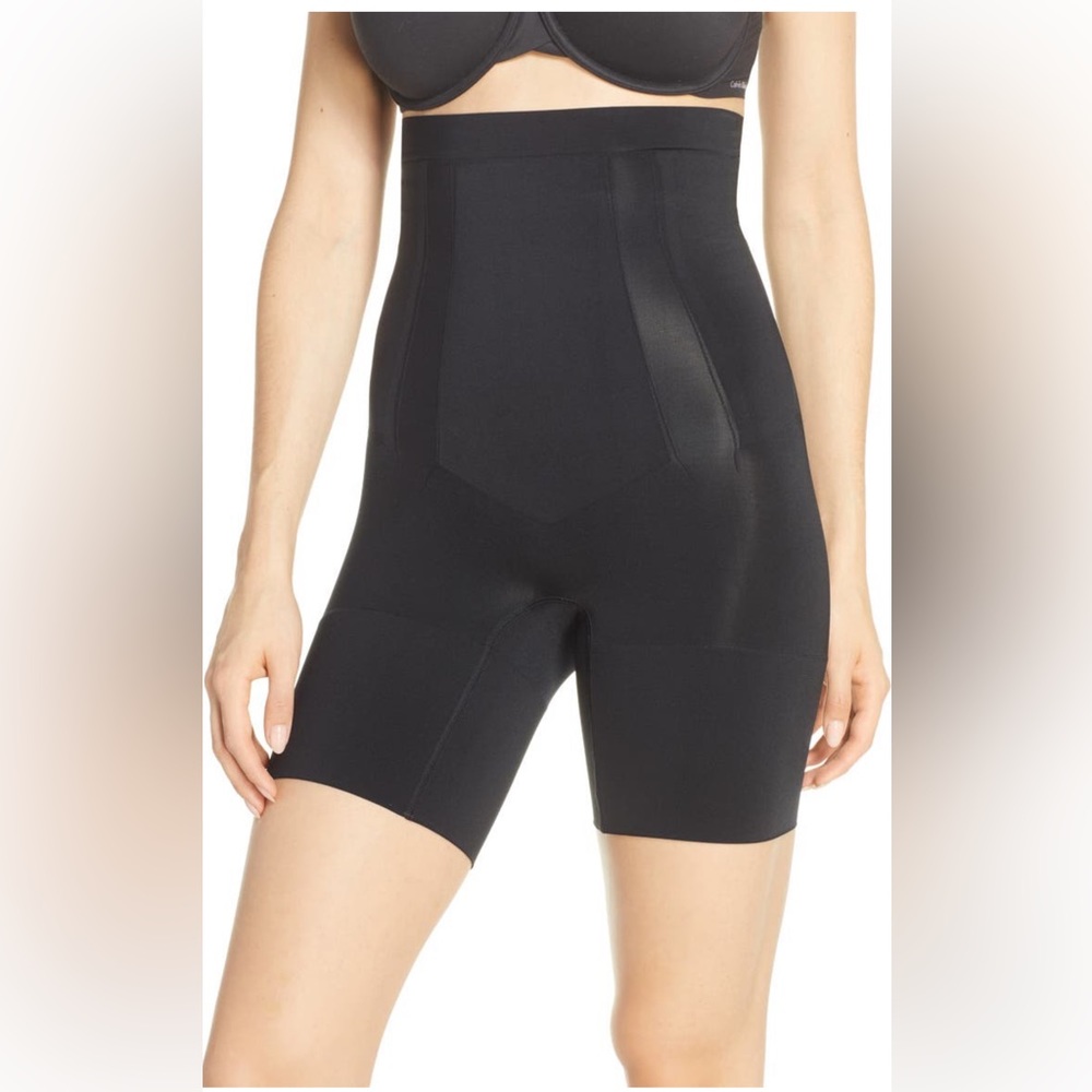 SPANX OnCore High Waist Mid-Thigh Shorts